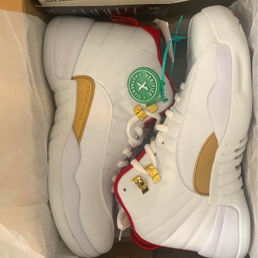 Air jordan 12 Retro Fiba